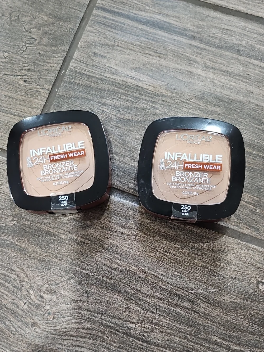 L'Oreal Infallible 24H Fresh Wear Bronzer - Light Tan (250)